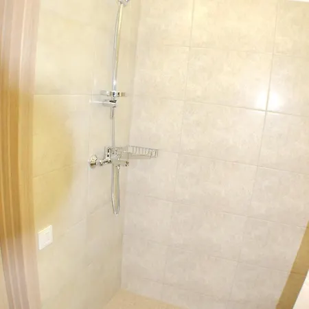 In Zhk Novy Lustdorf Apartment Odesa