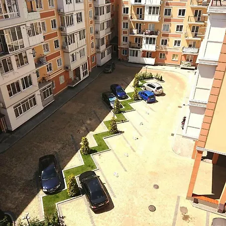 In Zhk Novy Lustdorf Apartment